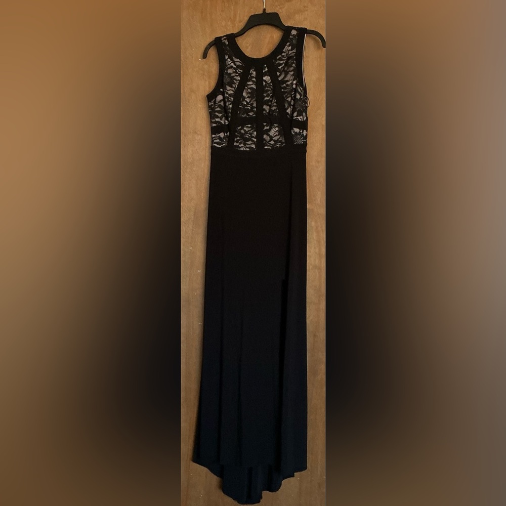Morgan & Co Sleeveless Black Lace Zip In Back Evening Gown Prom Dress Slit 7/8